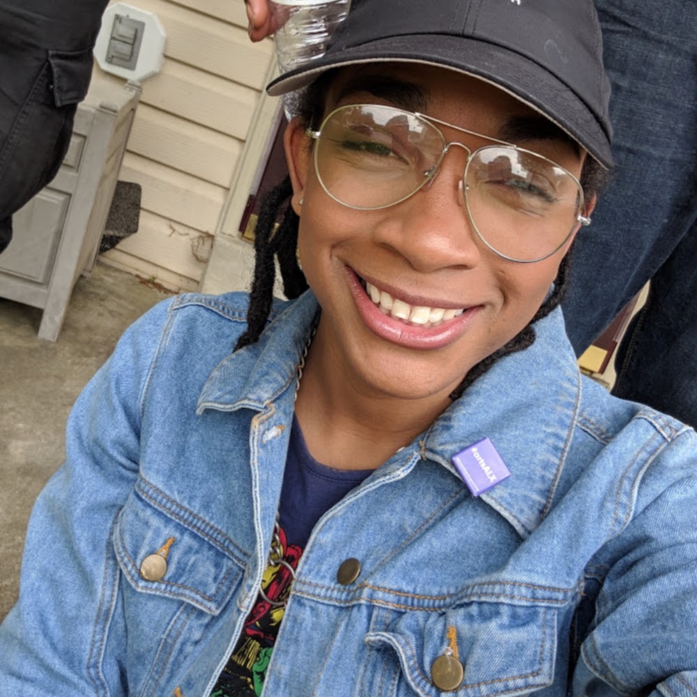 Meet your Posher, Mari